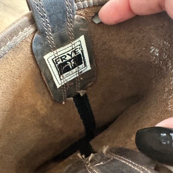 Frye Harness boots size 7.5 nearly new in smoke - Picture 5 of 9